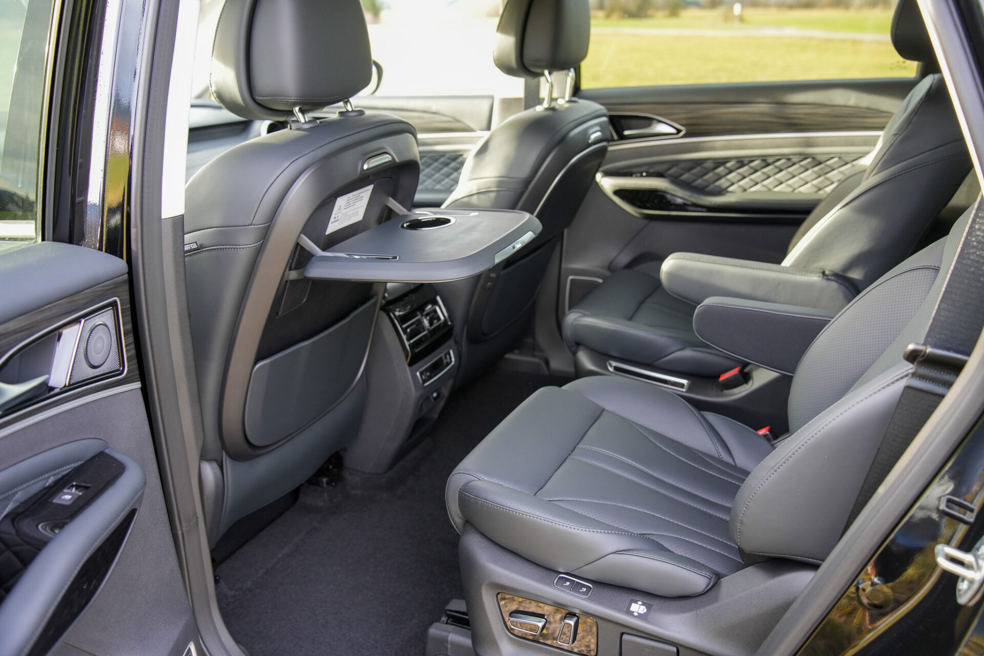 Forthing 4 PHEV - Bild 37