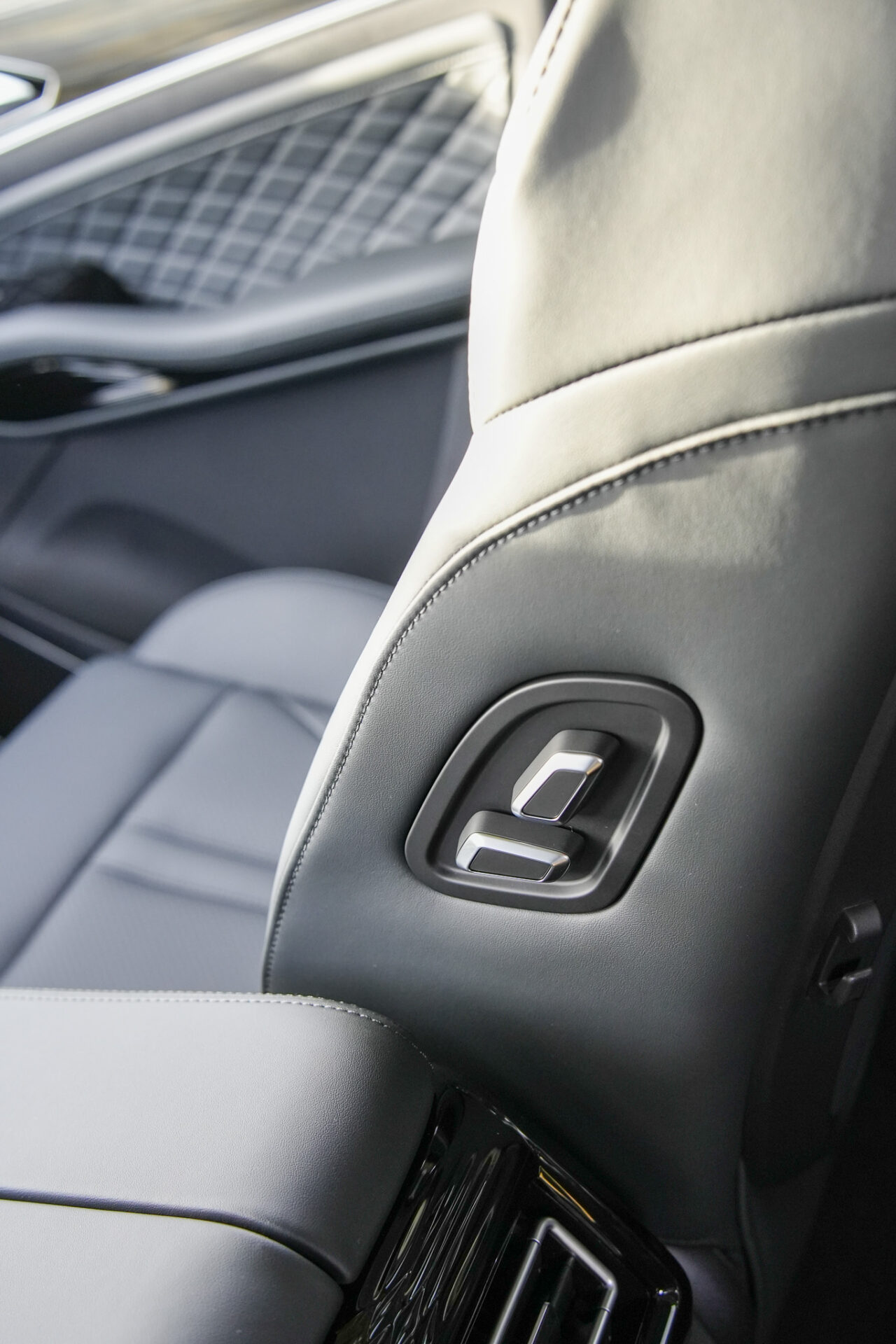 Forthing 4 PHEV - Bild 34