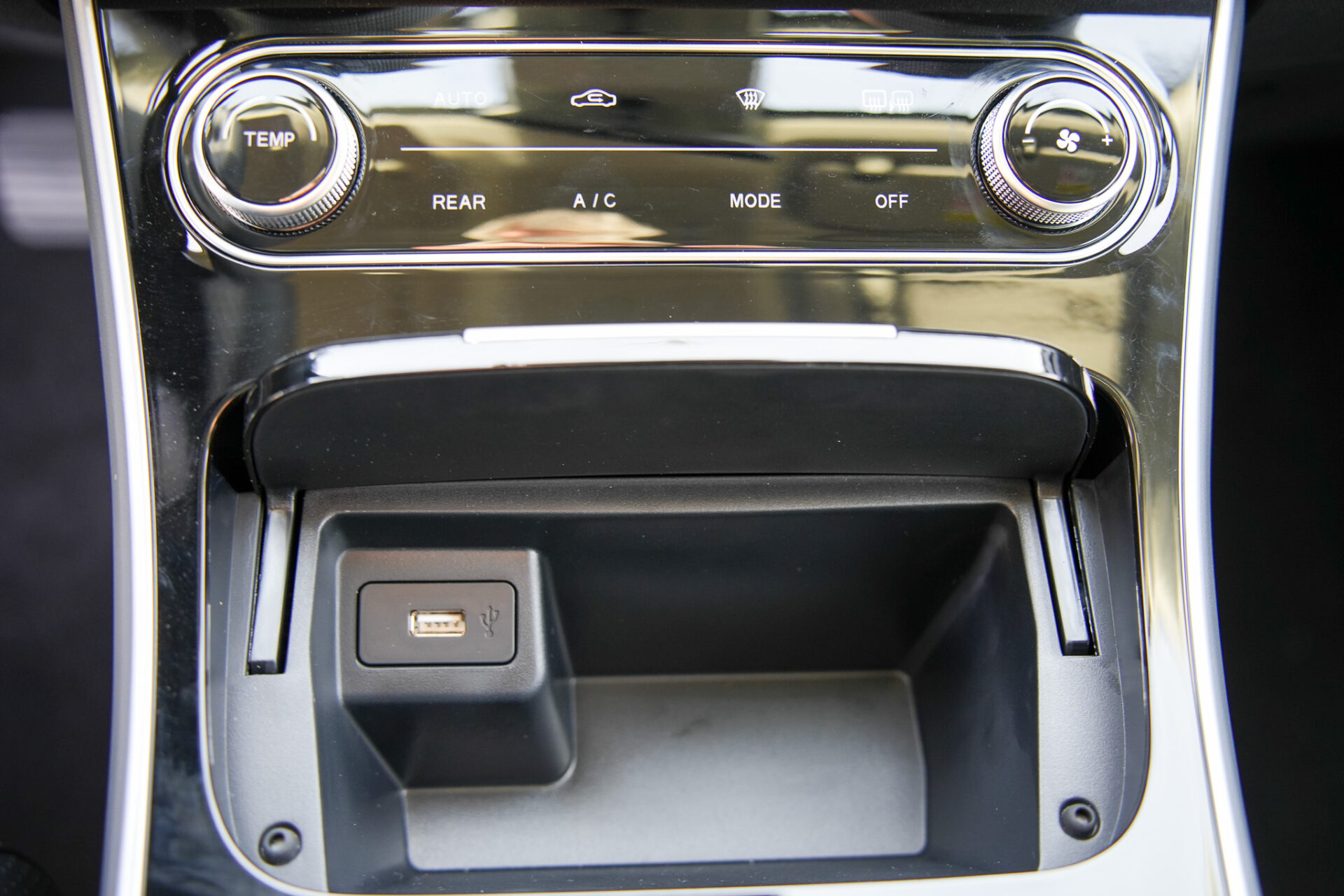 Forthing 4 PHEV - Bild 26